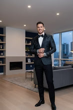 "Amsterdam" Tuxedo Jacket Peak